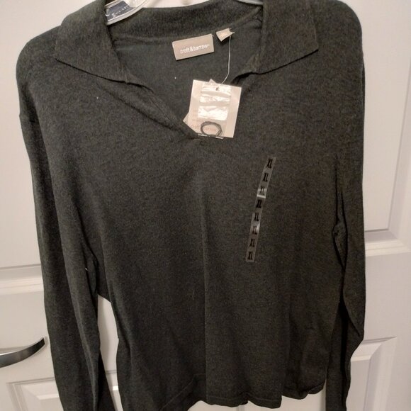 Sweater - Picture 1 of 2